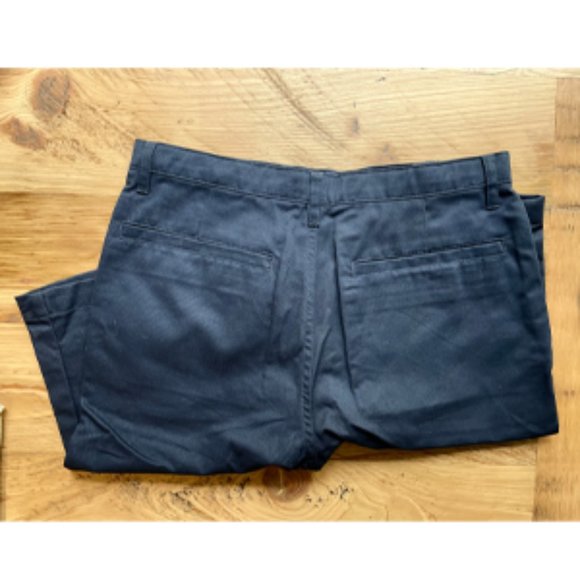 NWT Old Navy Boys Shorts - Picture 3 of 3